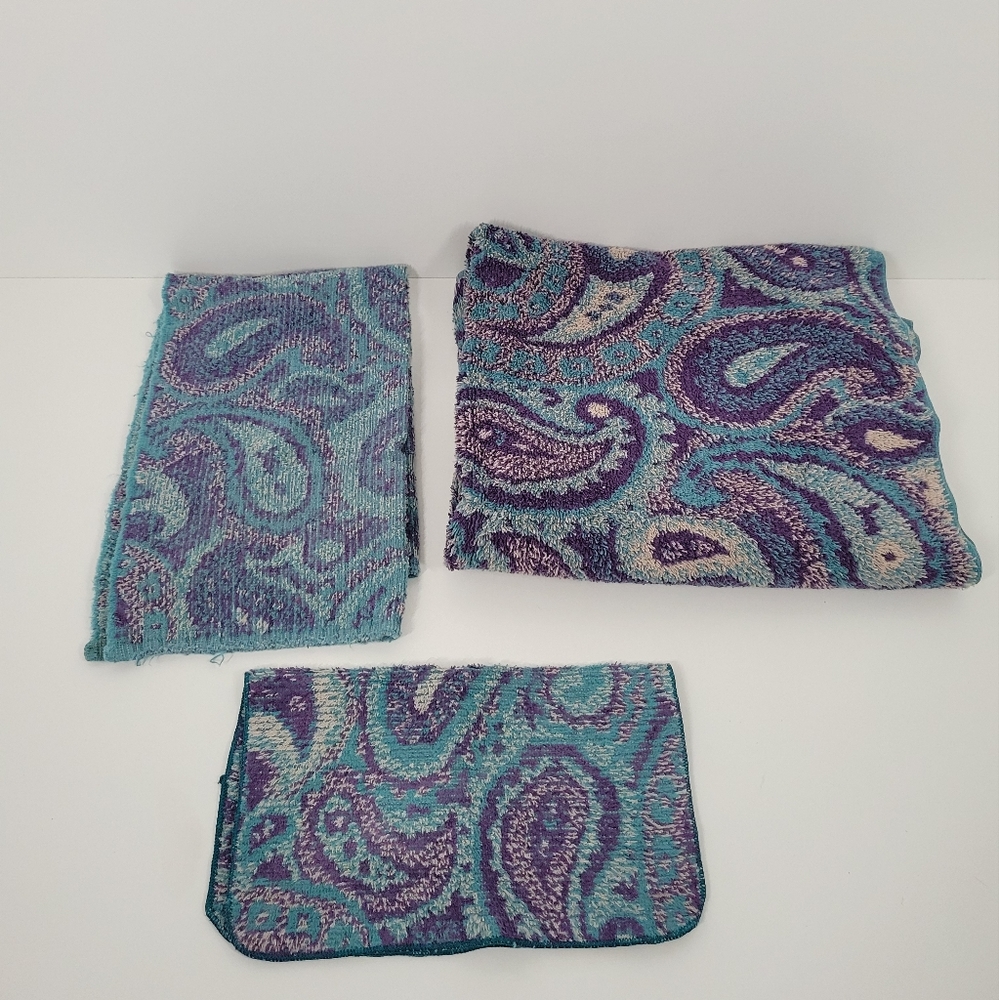 Vintage Sears Colormate Teal Purple Paisley 100% Cotton Three Piece Towel Set